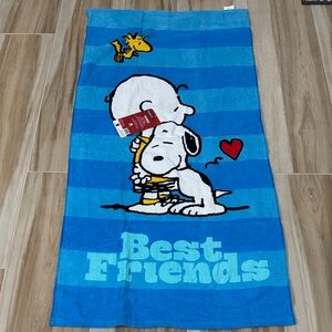 Blue Peanuts Best Friends Towel